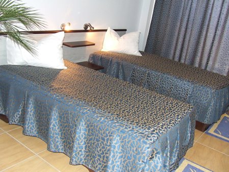 Hotel Intim ( fost hotel Scoica)